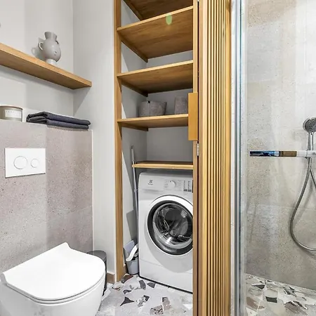 Airport - Parking & Balcony - By Rentujemy Варшава