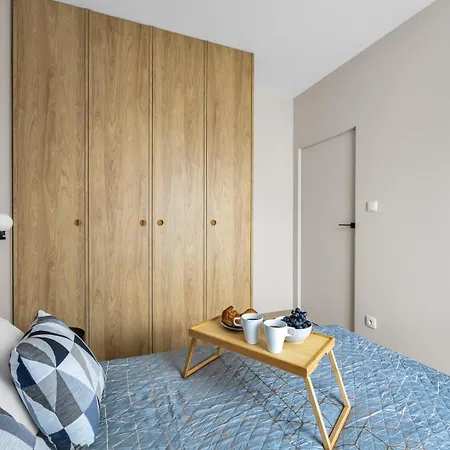 Airport - Parking & Balcony - By Rentujemy Lejlighed *