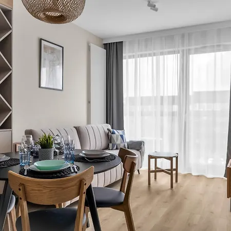 Airport - Parking & Balcony - By Rentujemy