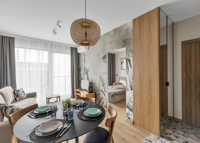 아파트 Airport - Parking & Balcony - By Rentujemy *